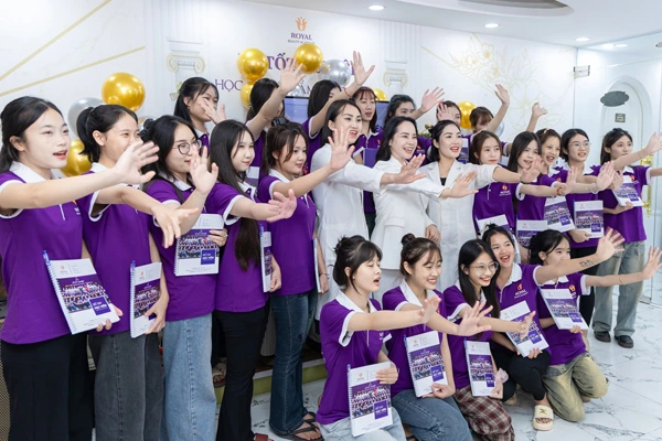 feedback áo đồng phục doanh nghiệp, quán cửa hàng nhà hàng, đồng phục Nguyên Vũ