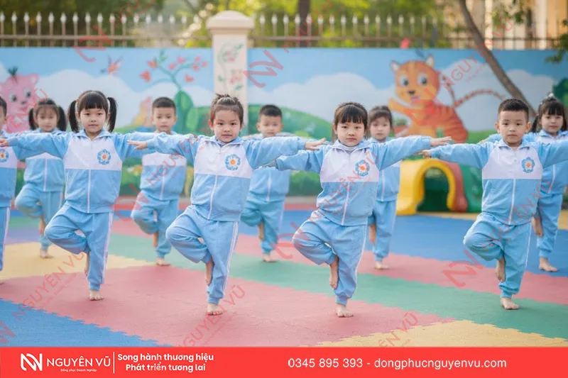 đồng phục thể dục mầm non